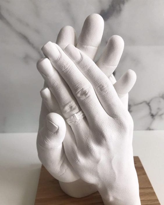Handabdruck-Skulptur-Hochzeit5 Handabdruck Hochzeit: Alle Tipps & Ideen